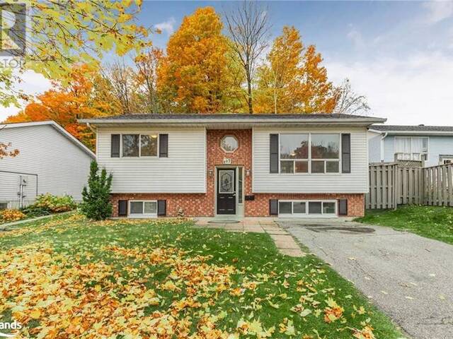 807 BIRCHWOOD Drive Midland Ontario, L4R 4Y3