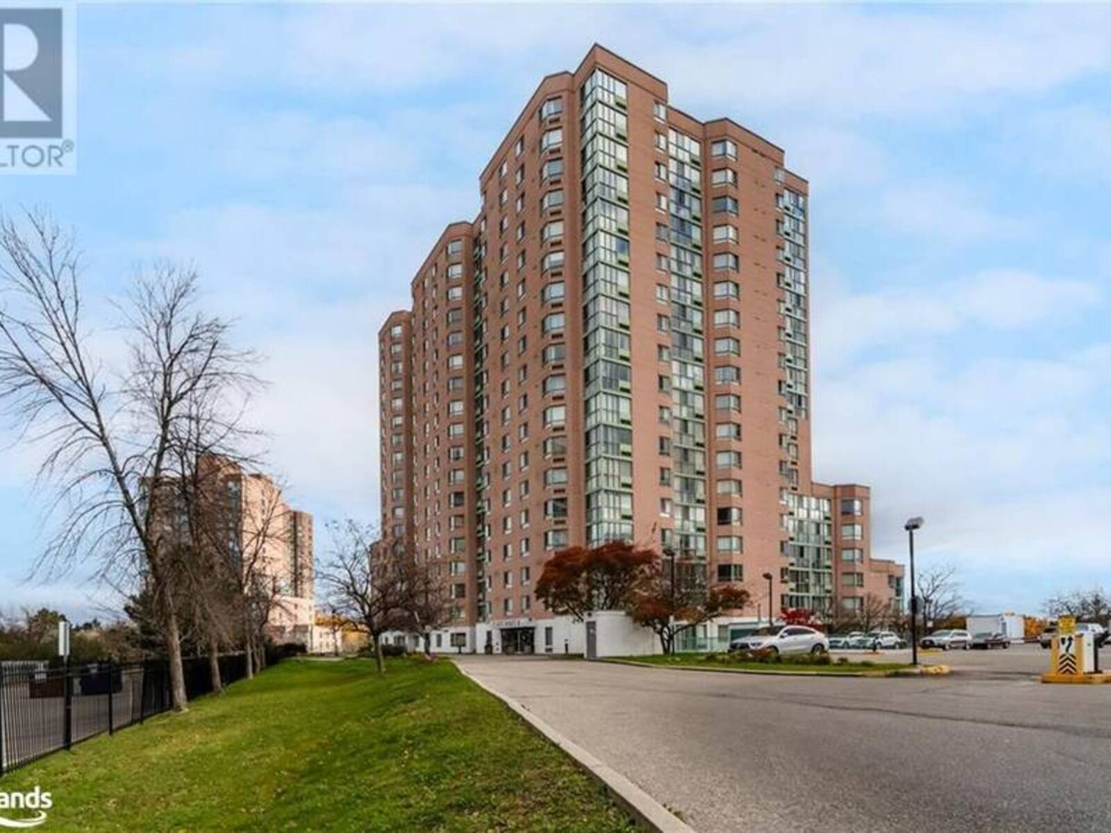 41 MARKBROOK Lane Unit# 614, Etobicoke, Ontario M9V 5E6