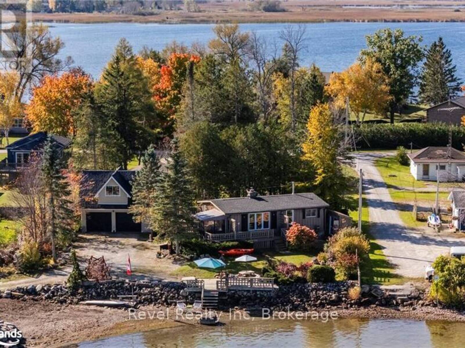 4 SCHOONER LANE, Waubaushene, Ontario L0K 2C0