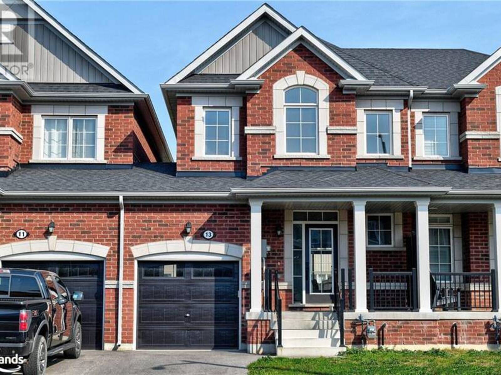 13 BARFOOT Street, Collingwood, Ontario L9Y 3Y7