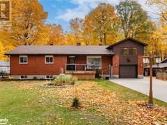 15 MUNDY AVENUE Tiny Ontario, L9M 0B5