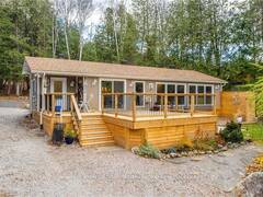 1086 PROVIDENCE DRIVE E Algonquin Highlands Ontario, K0M 1S0