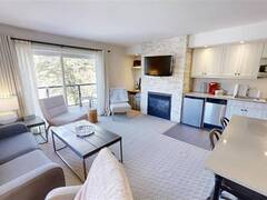 1235 DEERHURST Drive Unit# 52-307 Huntsville Ontario, P1H 2E8