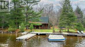 30 MCVITTIE ISLAND | Bracebridge Ontario | Slide Image One