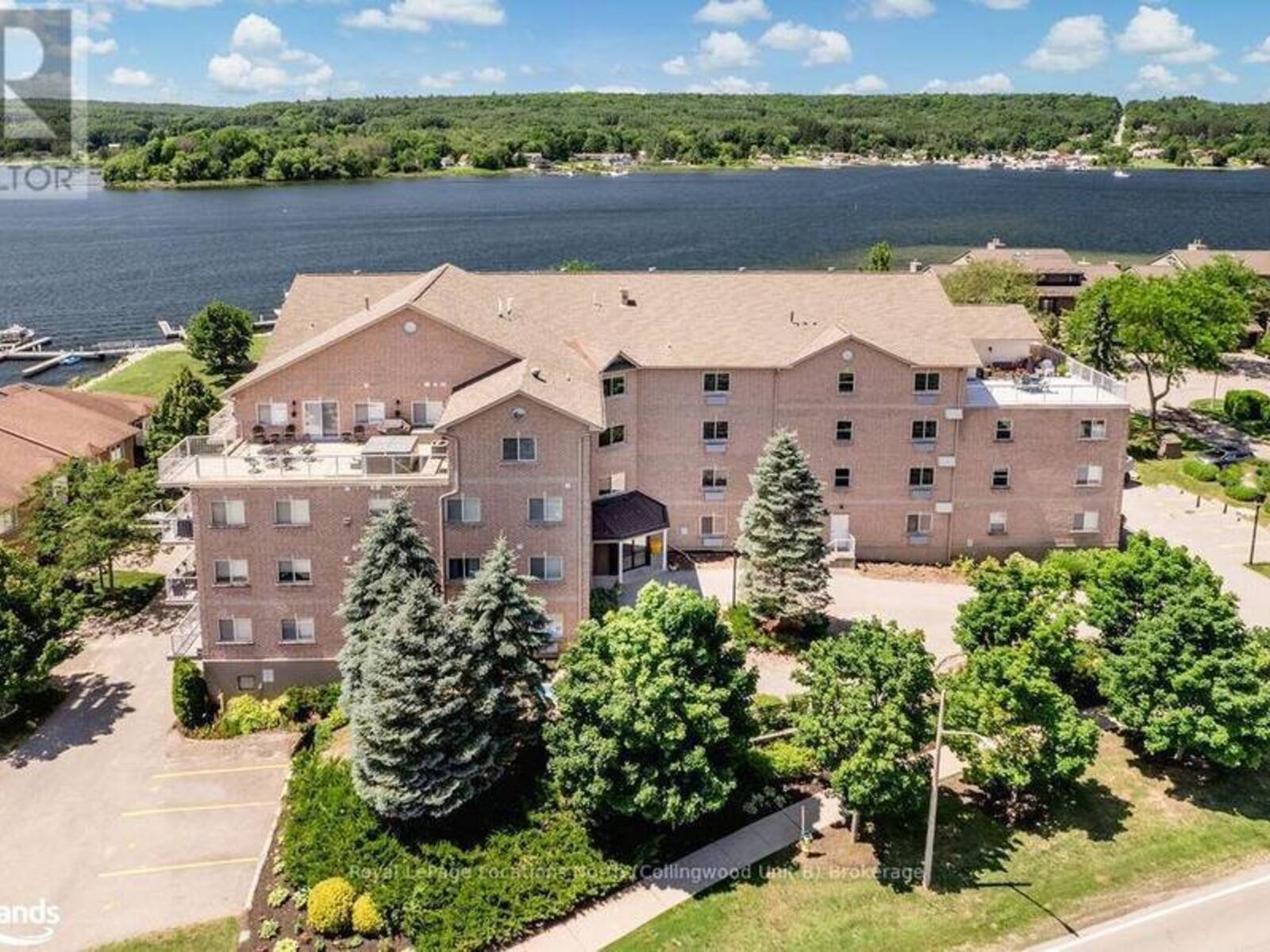 205 - 4 BECK BOULEVARD, Penetanguishene, Ontario L9M 2H3