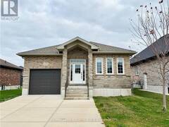 403 NORMANTON STREET Port Elgin Ontario, N0H 2C2