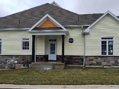 2 LEEDS Court Bracebridge Ontario, P1L 1B3