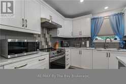 88 HENRY STREET | Barrie Ontario | Slide Image Nine