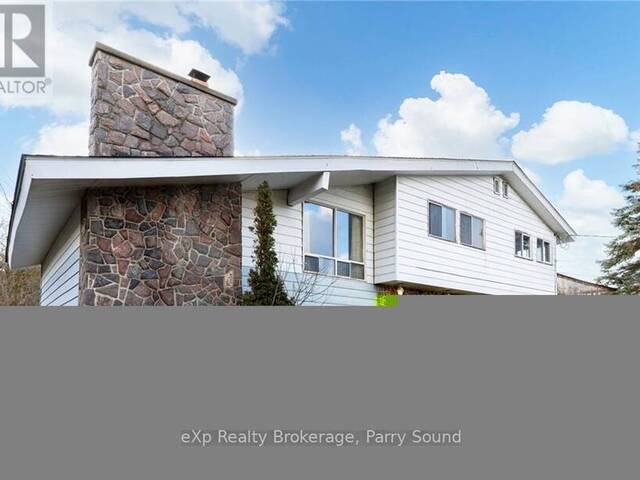 11 MACFARLANE STREET Parry Sound Ontario, P2A 2N3