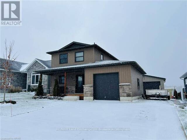 660 GLORIA STREET North Huron Ontario, N0M 1H0