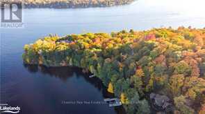 1902 A FOXPOINT ROAD | Lake of Bays Ontario | Slide Image Two