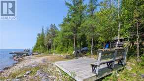 11 SILVERSIDES PT ROAD | Northern Bruce Peninsula Ontario | Slide Image Nine