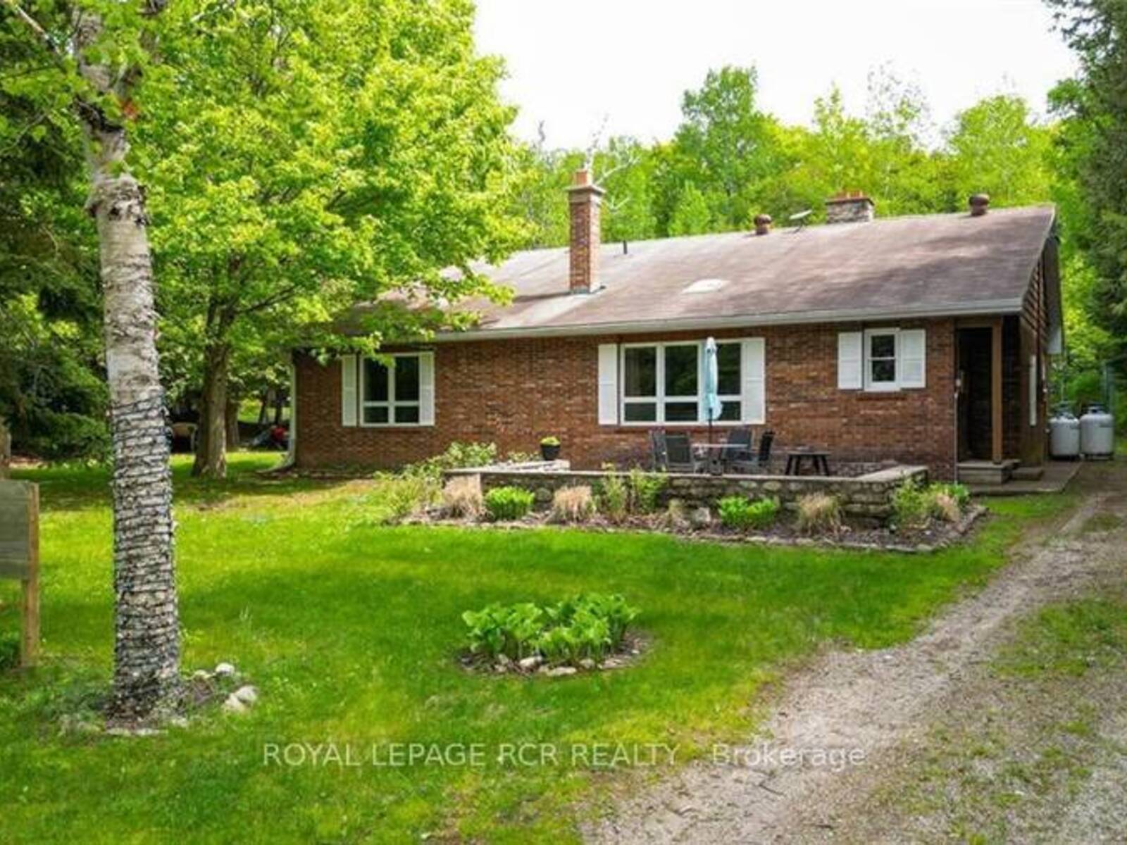 72 SOUTH SHORE ROAD, Lion's Head, Ontario N0H 1W0