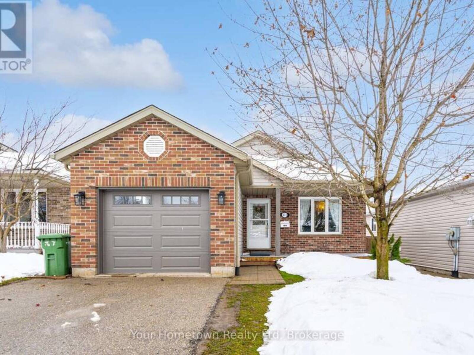 411 HIGHLAND DRIVE, Wingham, Ontario N0G 2W0