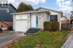 12 HUDSON CRESCENT | Bradford West Gwillimbury Ontario | Slide Image Two