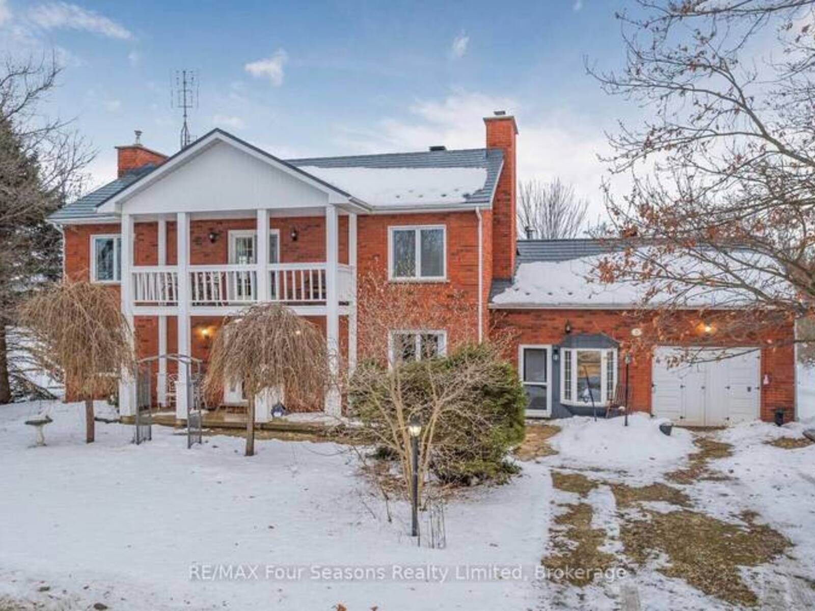 3 SYDENHAM TRAIL E, Clearview, Ontario L0M 1H0