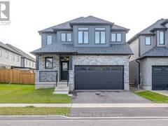 45 QUEENSGATE CRESCENT Woolwich Ontario, N0B 1M0