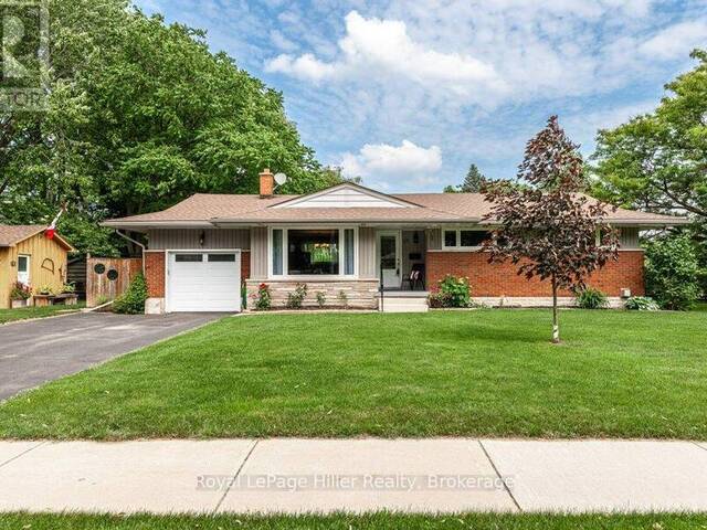 35 DAWSON STREET Stratford Ontario, N5A 5M3