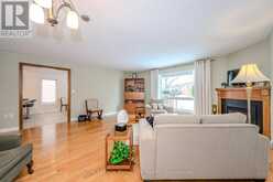 6 WHITE PINE WAY | Guelph Ontario | Slide Image Nine