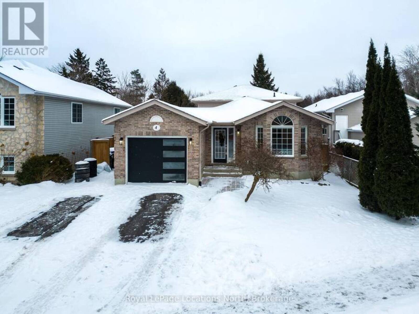 4 DILLON DRIVE, Collingwood, Ontario L9Y 4S3