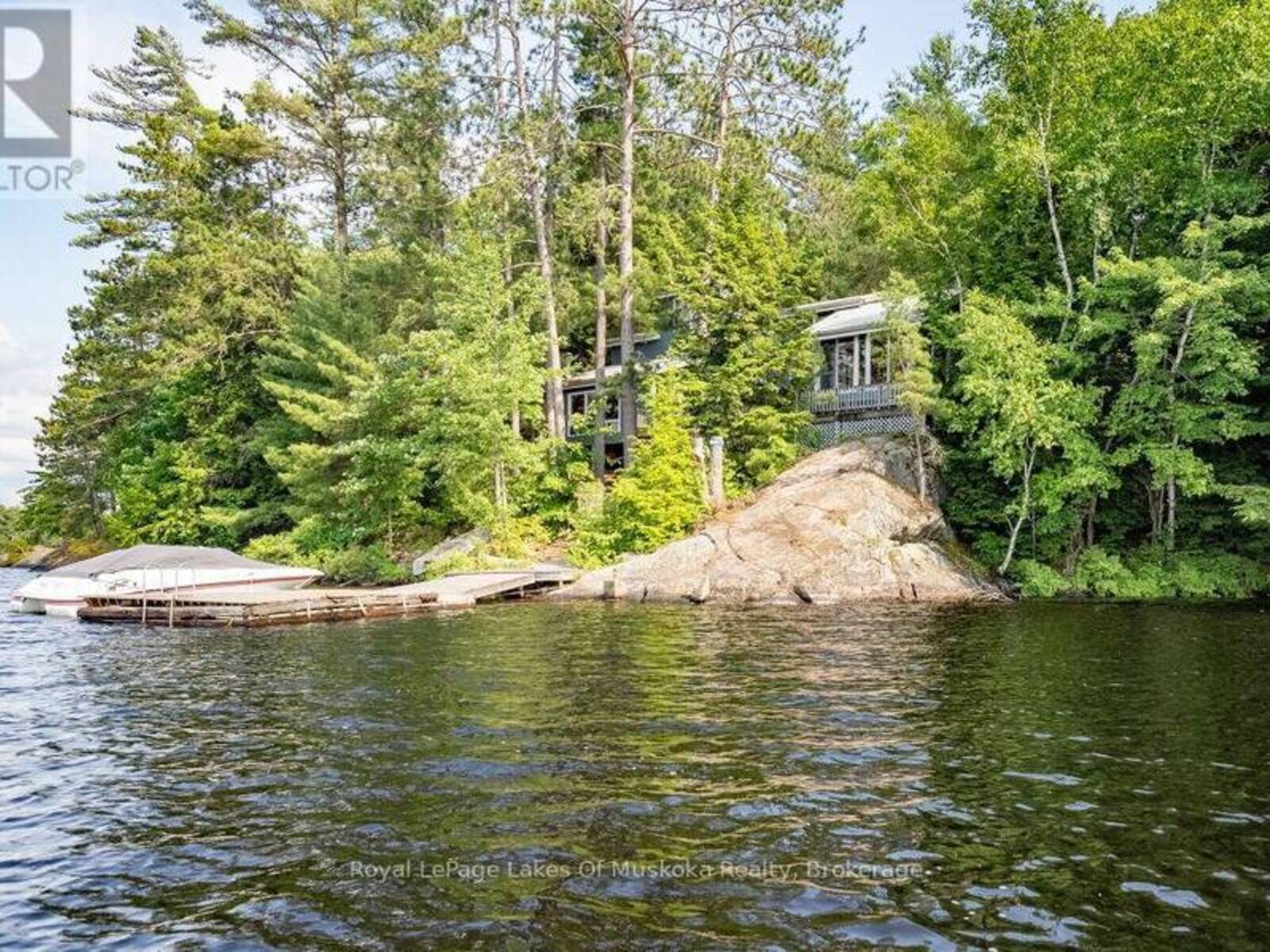 3 ISLAND 15KL, Gravenhurst, Ontario P0E 1G0