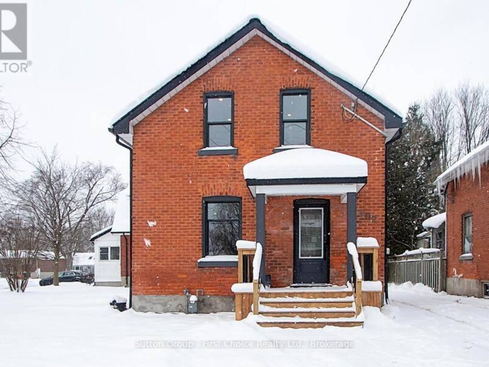 602 DOWNIE STREET, Stratford, Ontario N5A 1Y4