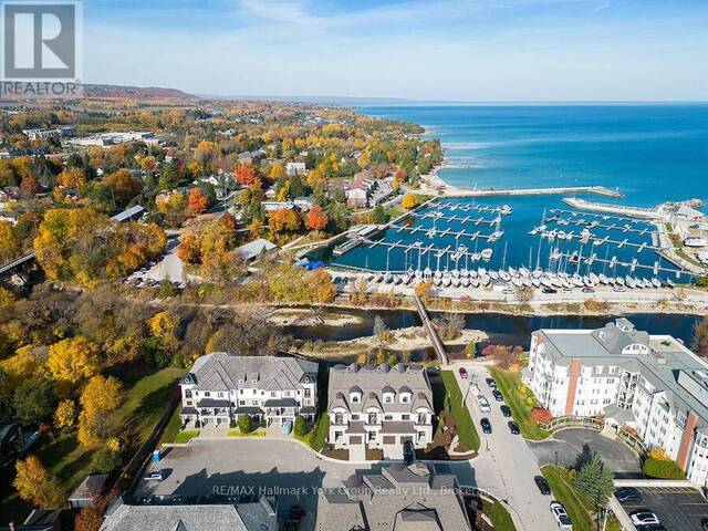 5 - 11 BAY STREET The Blue Mountains Ontario, N0H 2P0 - 5 Bedrooms Waterfront Condo For Sale