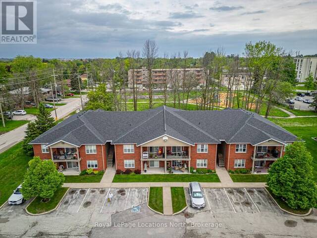 203 - 435 WALNUT STREET S Collingwood Ontario, L9Y 5J9