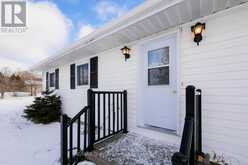 26 MAPLE GOLF CRESCENT | Tobermory Ontario | Slide Image Eight