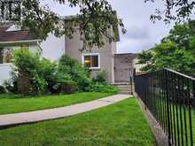 225 SHAKESPEARE DRIVE | Waterloo Ontario | Slide Image Four