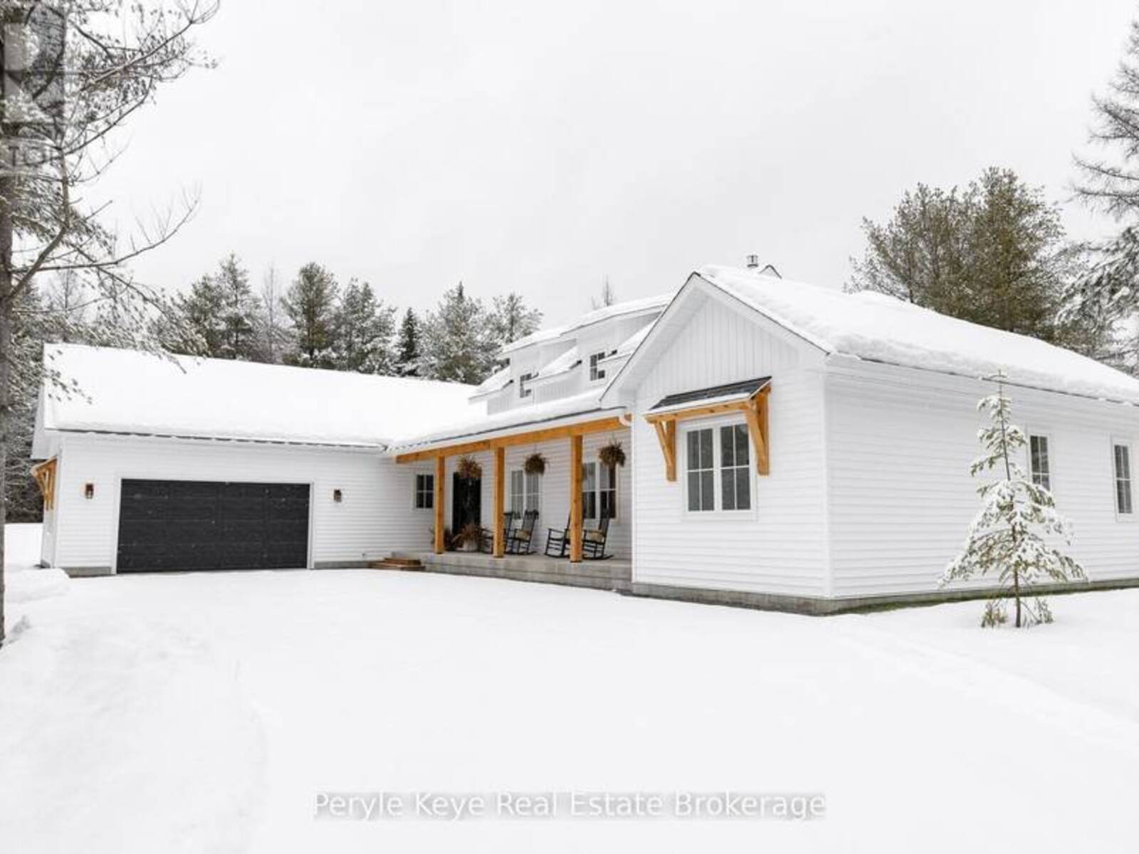 303 CLEARWATER LAKE ROAD, Huntsville, Ontario P0B 1L0