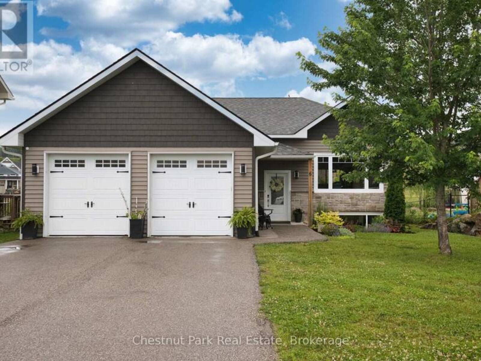 6 MILLWOOD COURT, Huntsville, Ontario P1H 0B7