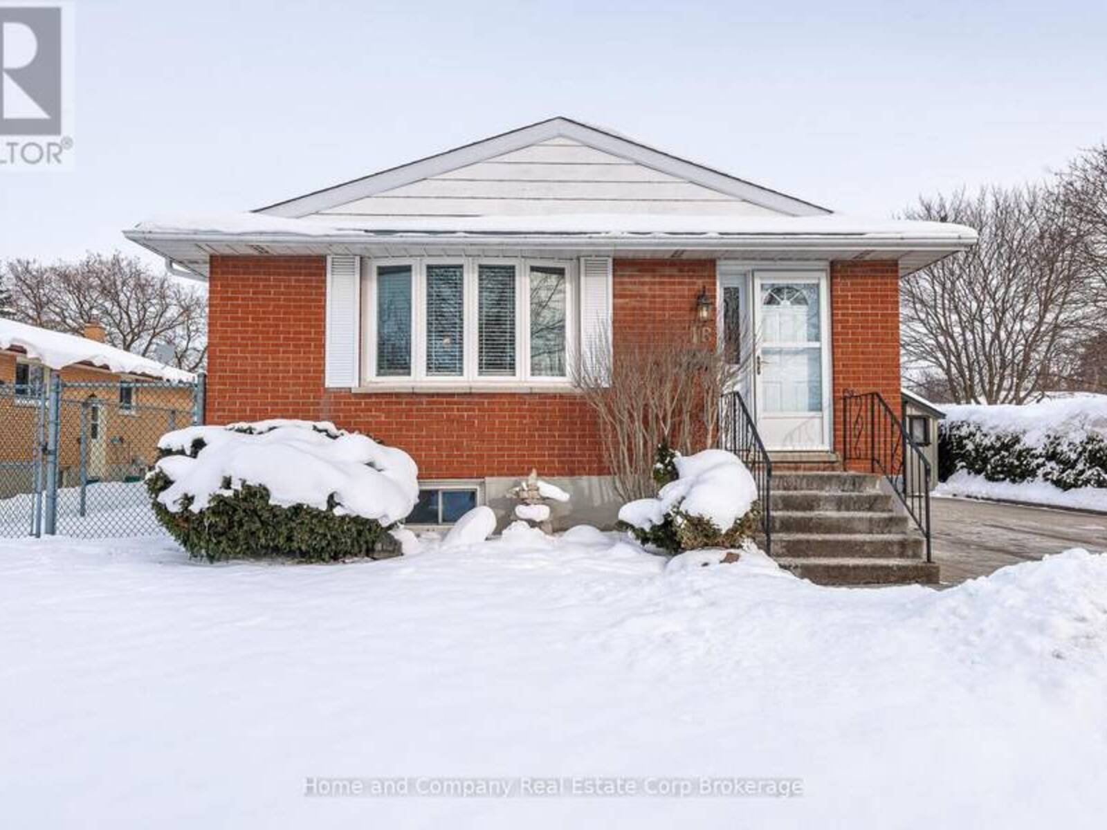 18 SIMPSON COURT, Stratford, Ontario N5A 6Y4