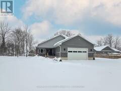 135 CONFEDERATION DRIVE Chatsworth Ontario, N0C 1R0