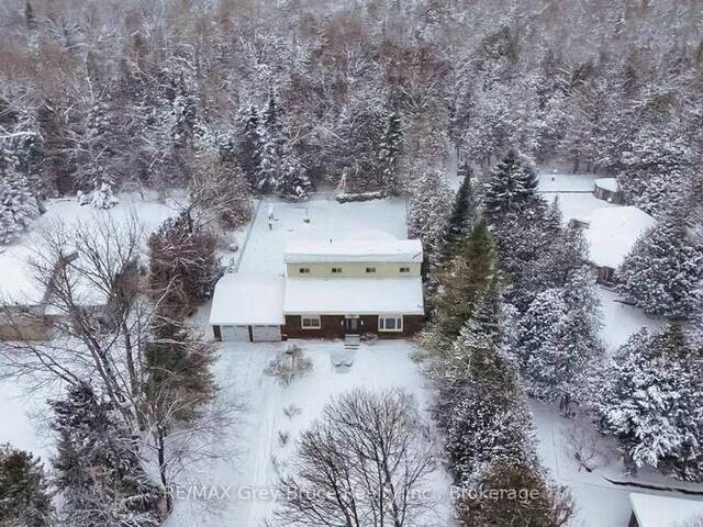 206 BALMY BEACH ROAD Owen Sound Ontario, N4K 5N4