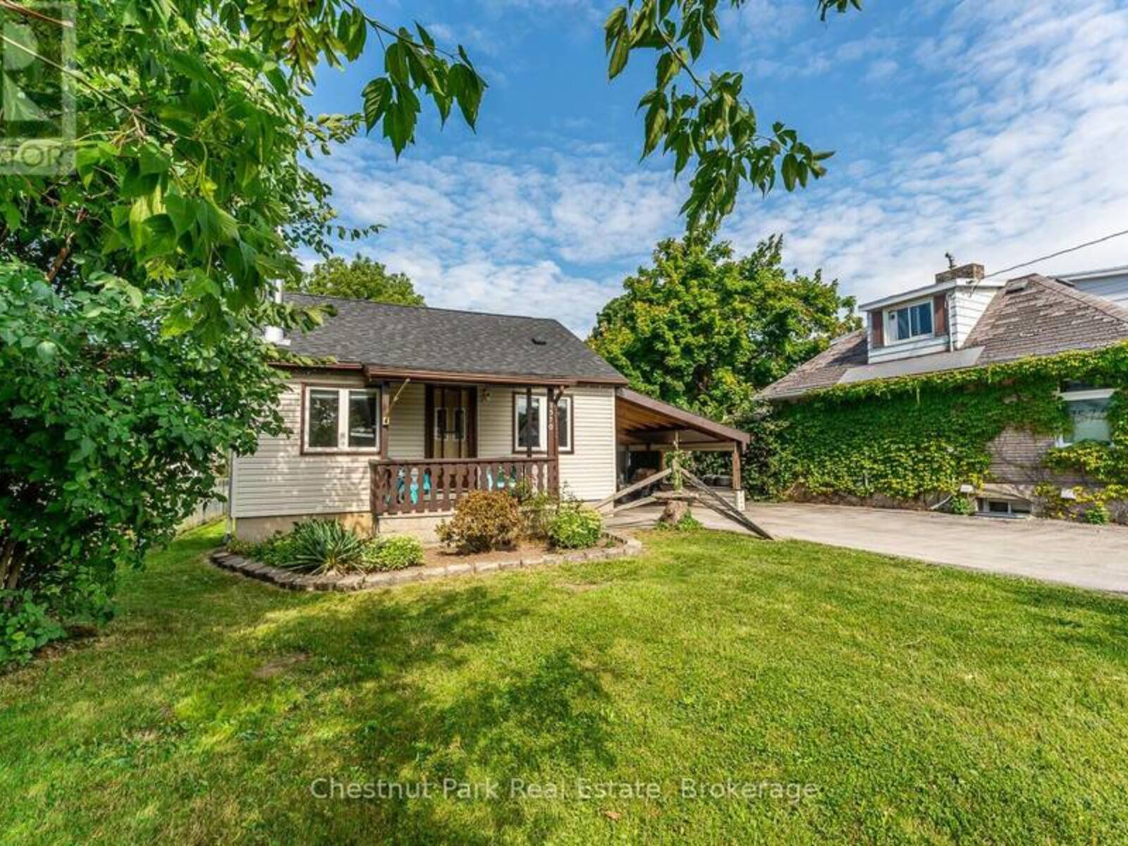 1570 9TH AVENUE E, Owen Sound, Ontario N4K 3G3