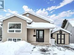 7 - 32 BIRCHWOOD COURT Meaford Ontario, N4L 1T9