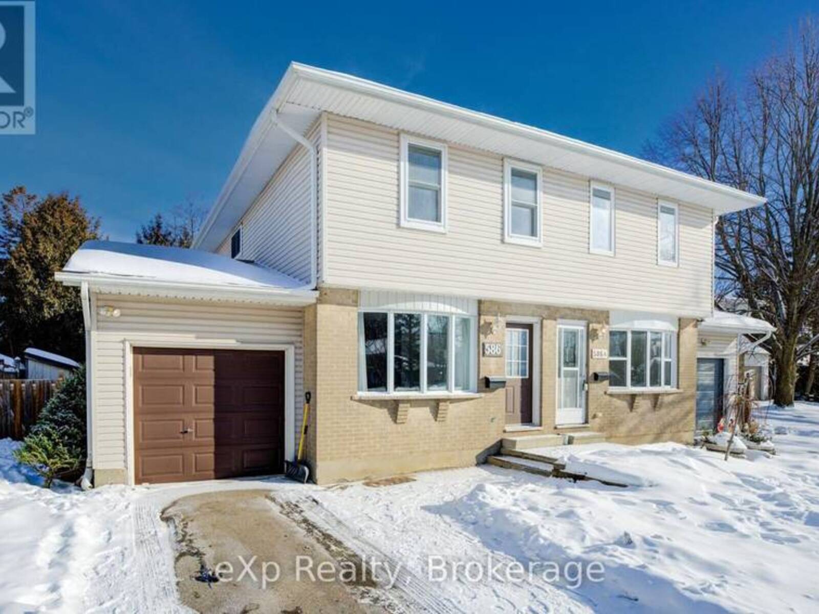 B - 586 MOUNT ANNE DRIVE, Waterloo, Ontario N2L 4W3