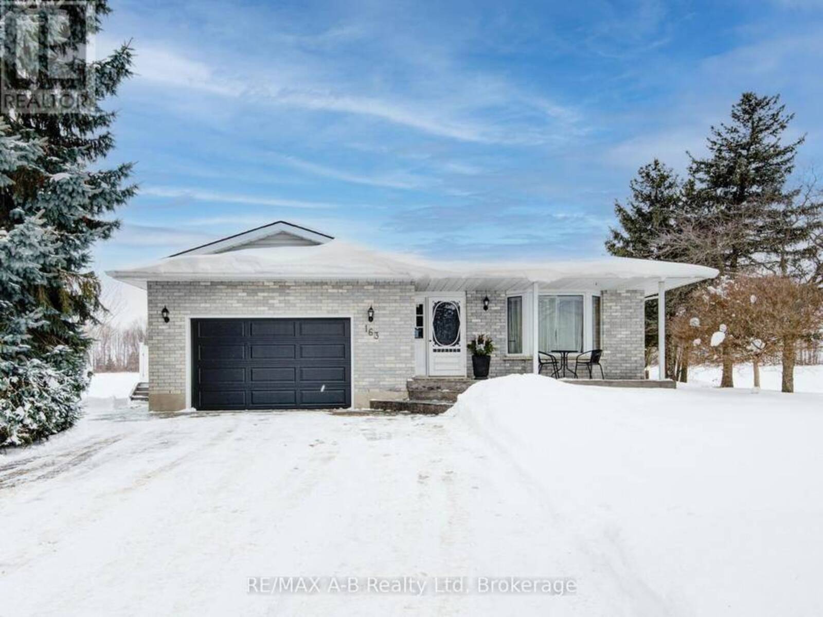 163 JANELLE DRIVE, East Zorra-Tavistock, Ontario N0B 2R0