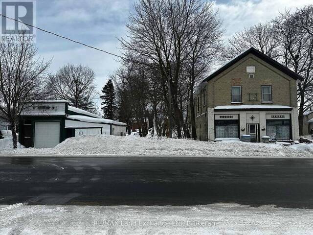 4 HIGH STREET Huron East Ontario, N0K 1Z0