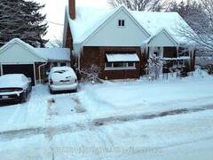 185 BIRMINGHAM STREET W Mount Forest Ontario, N0G 2L1