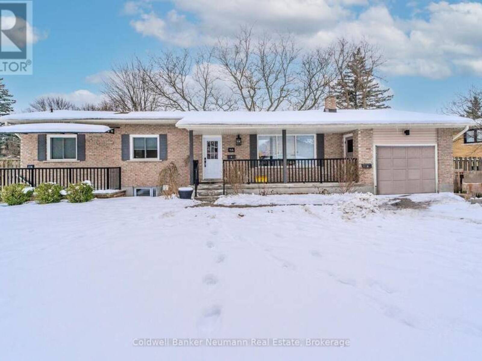 11 YEWHOLME DRIVE, Guelph, Ontario N1G 2N4