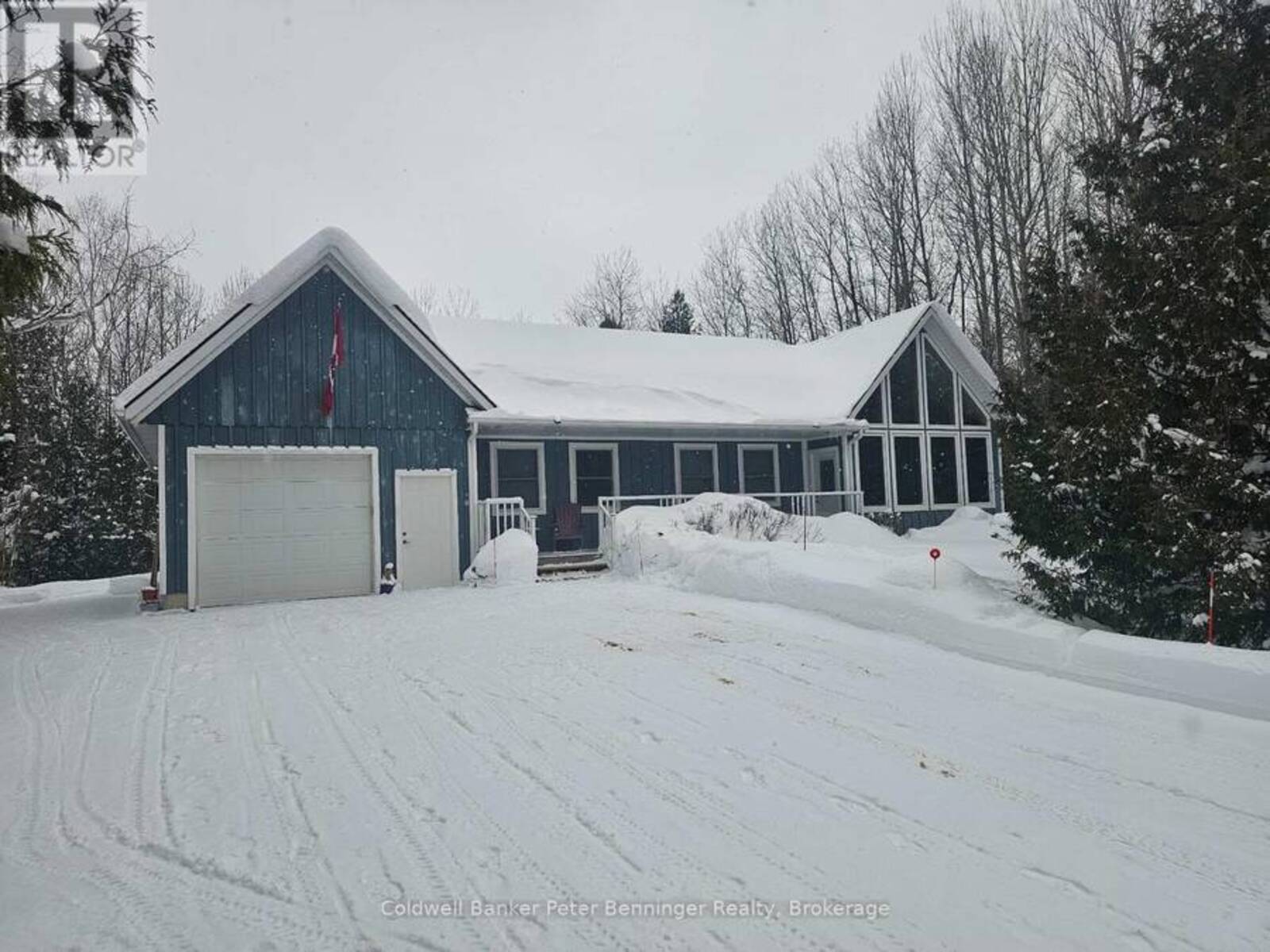 32 PINE FOREST DRIVE, South Bruce Peninsula, Ontario N0H 1P0