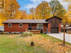 15 MUNDY AVENUE Tiny Ontario, L9M 0B5