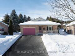 36 MEADOWRIDGE DRIVE St. Marys Ontario, N4X 1B7