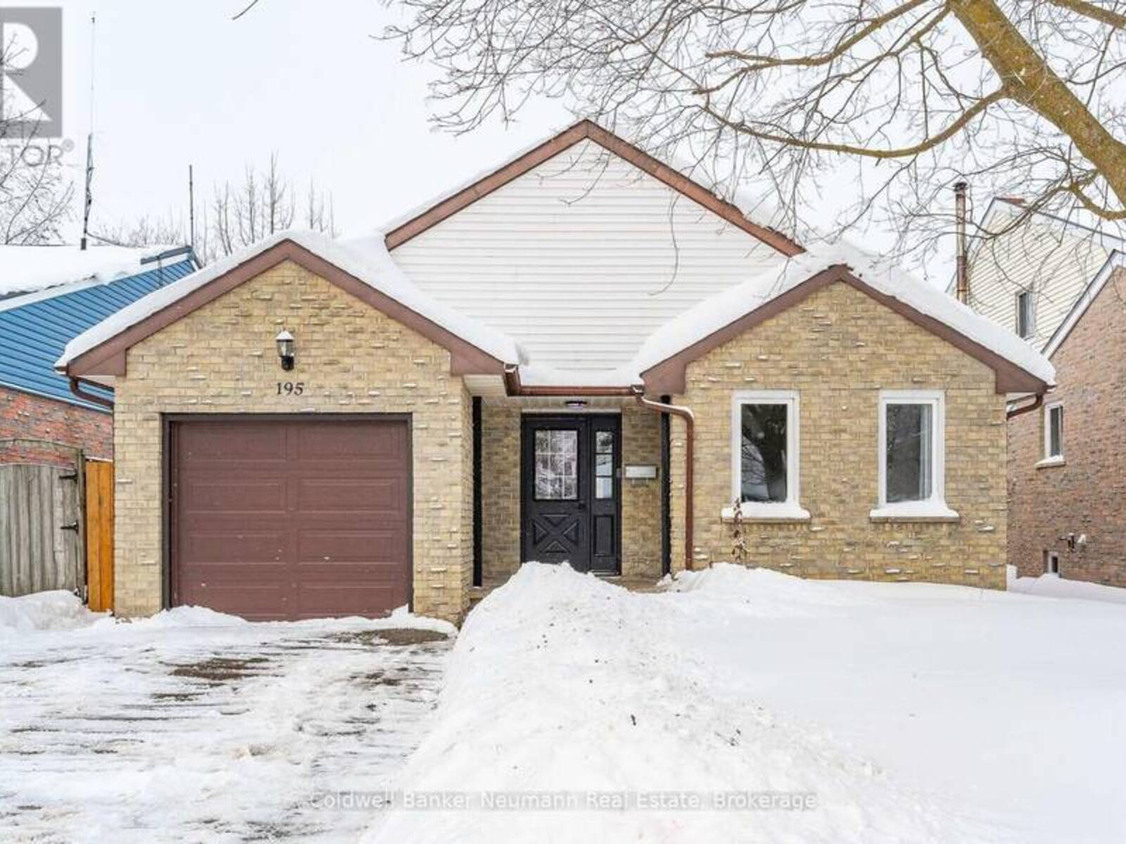 195 PARKSIDE DRIVE E, Fergus, Ontario N1M 3E7