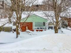 46 JEFFERY STREET Penetanguishene Ontario, L9M 1K5