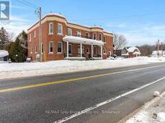 6 - 355 PRINCESS STREET Shallow Lake Ontario, N0H 2K0