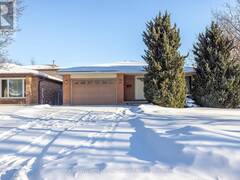 476 SCOTCHMERE COURT Waterloo Ontario, N2K 3E6