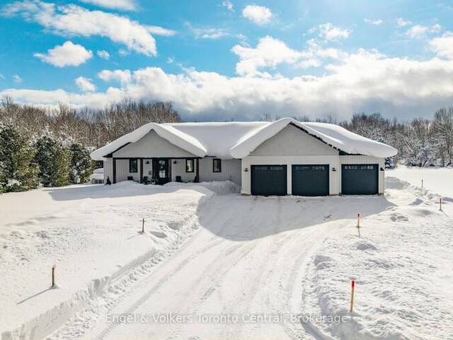 462428 CONCESSION 24 ROAD Georgian Bluffs Ontario, N0H 2T0 - 4 Bedrooms Home For Sale